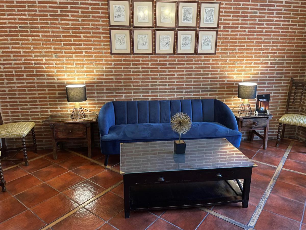 Arco San Vicente Hotel 2*